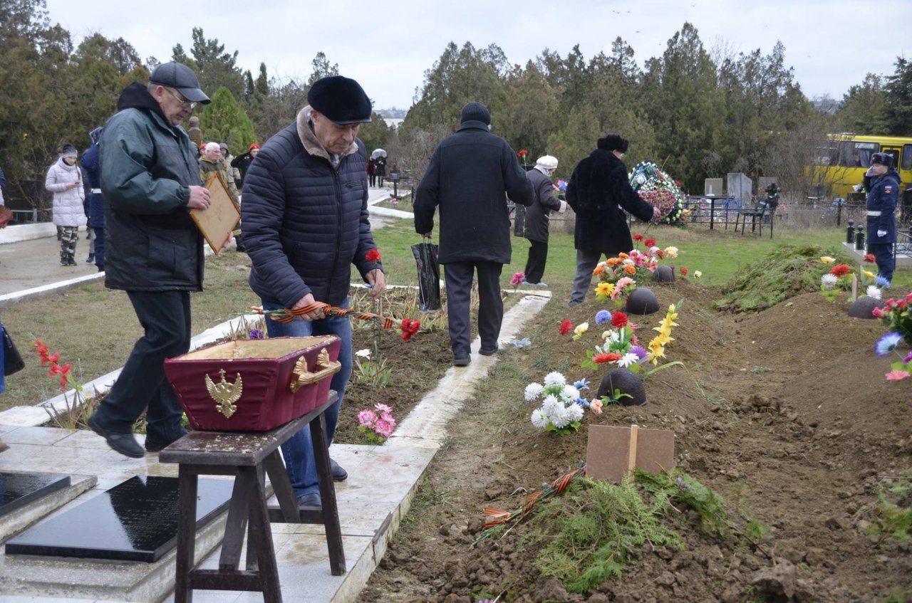 Фото траурной церемонии захоронения останков 35 бойцов Крымского фронта #6169