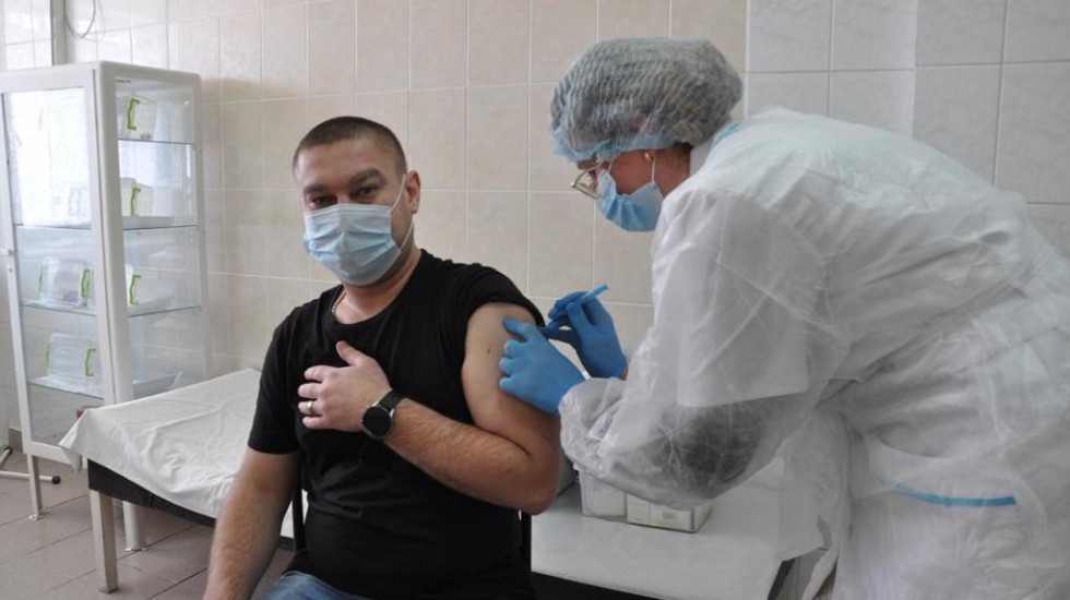 Минздрав Крыма напоминает о способах записи на вакцинацию против новой коронавирусной инфекции