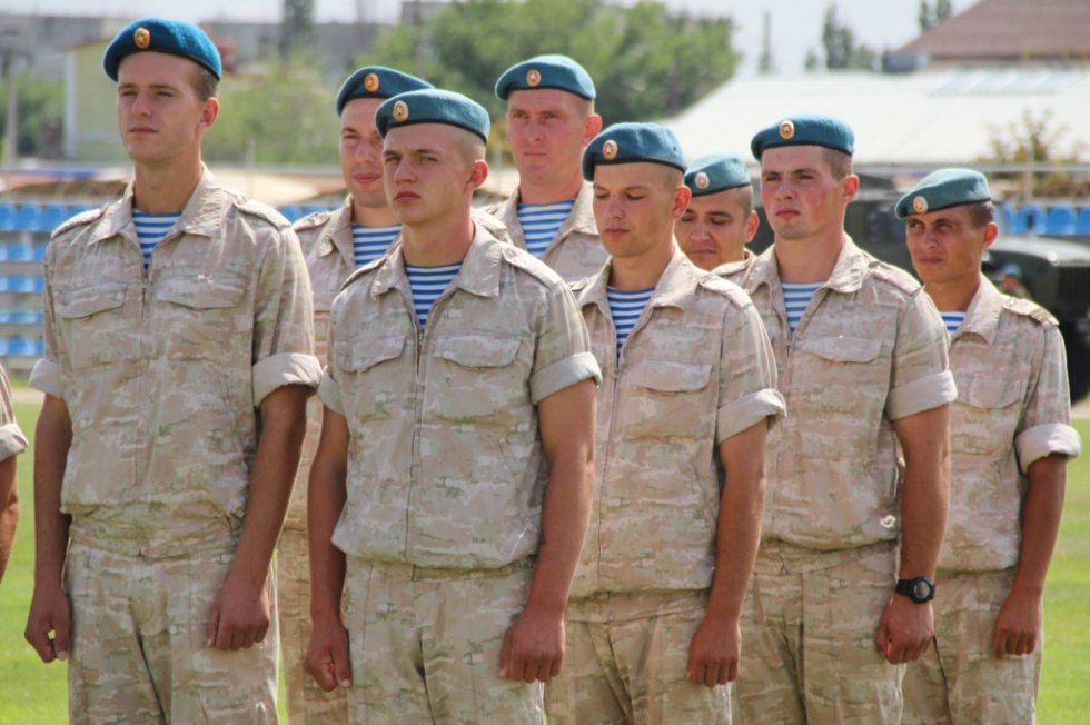 Единороссы приняли участие в праздновании Дня военно-десантных войск