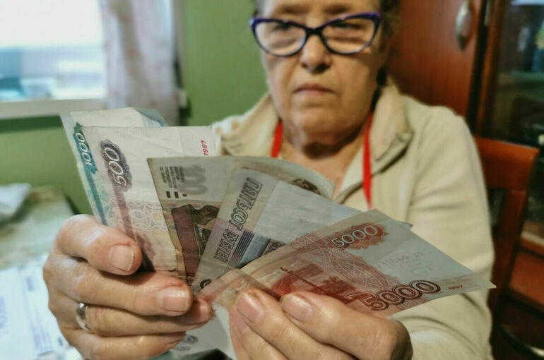 Пенсионерам-волонтерам предложили индексировать пенсии