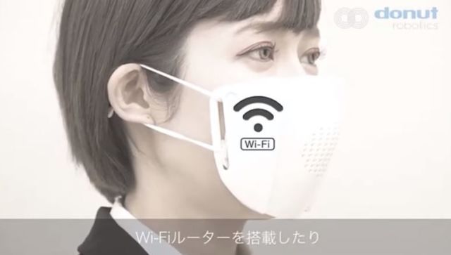 Превращает речь в текст: японцы создали маску-переводчик
