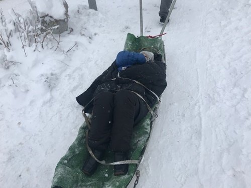 Травма от «плюшки»: в горах Крыма пострадала туристка из Новороссийска
