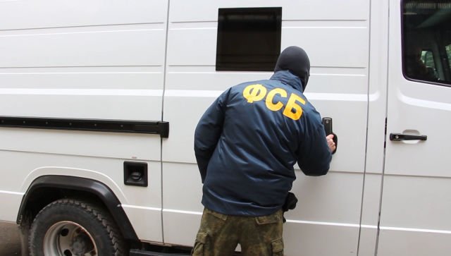 В Саратове ФСБ задержала подростков, готовивших массовое убийство
