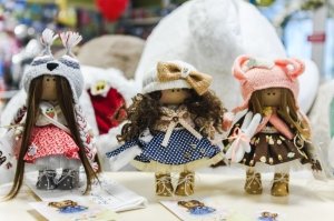 Выставка кукол «Маленькая сказка»