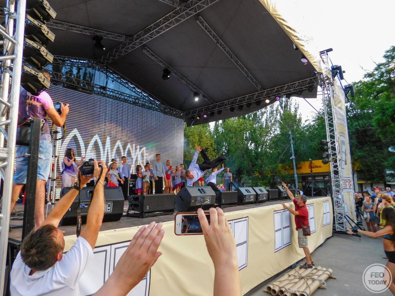Фото концерта на День города 2017 и юбилей Айвазовского в Феодосии #2099