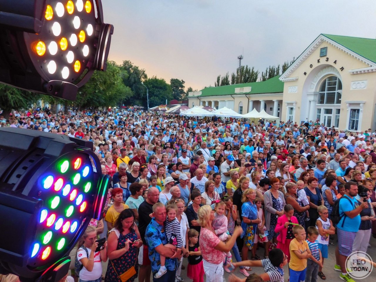 Фото концерта на День города 2017 и юбилей Айвазовского в Феодосии #2140
