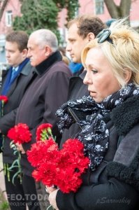 В Феодосии почтили память жертв трагедии в Кемерове #7611
