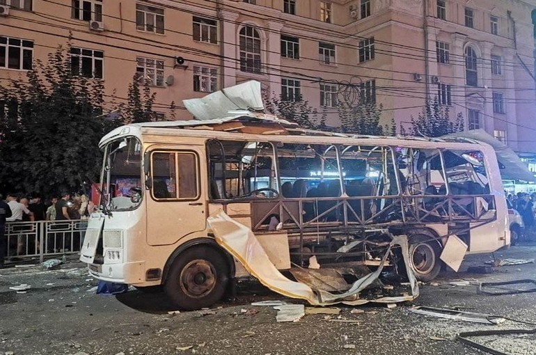 Взрыв автобуса в Воронеже. Основные версии