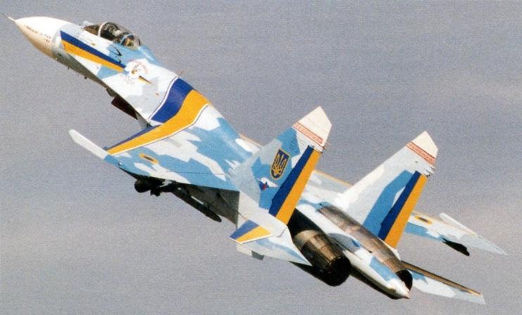 Порошенко грозит России украинской авиацией