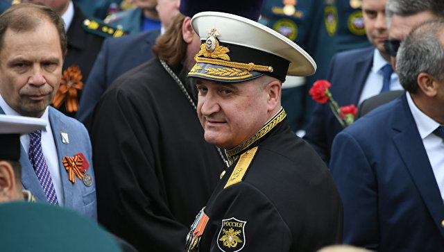 Путин сделал адмиралом командующего Черноморским флотом
