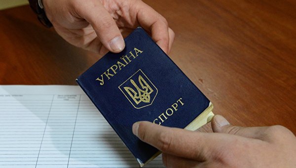 Граждане Незалежной смогут жить в России по своим украинским паспортам