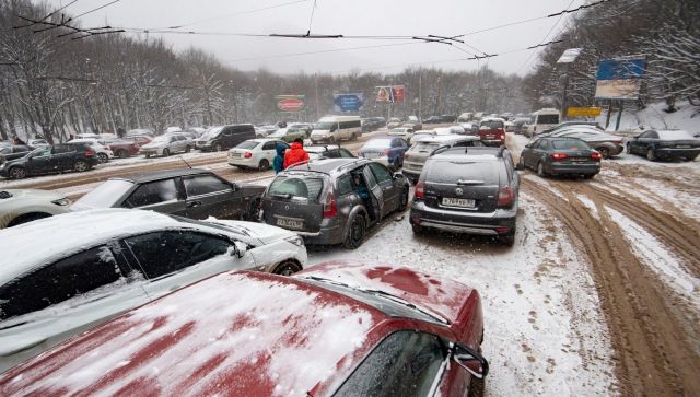 В Крыму рассказали о дорожной ситуации на перевалах после снегопада