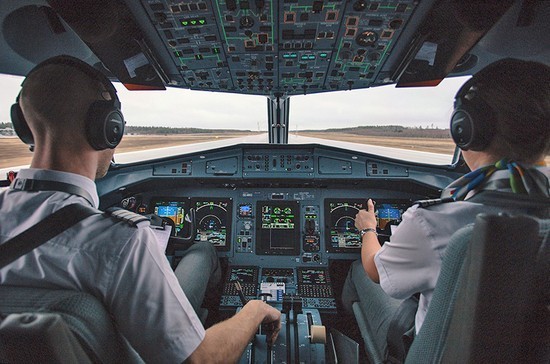 Тест на алкоголь пилоты пройдут до и после полёта