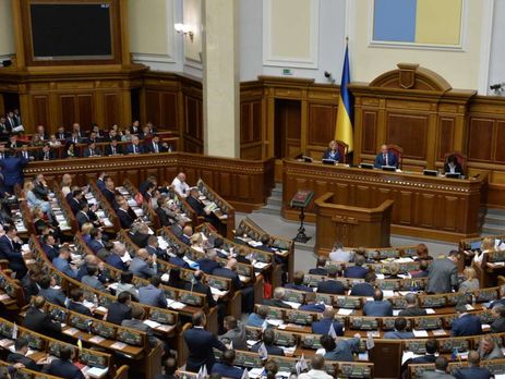 Рада хочет попросить Порошенко объявить войну России