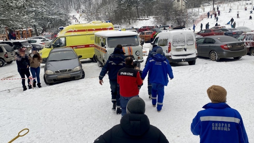 МЧС РК: Вопреки многочисленным предупреждениям спасателей, туристы продолжают пренебрегать правилами безопасности при зимних катаниях