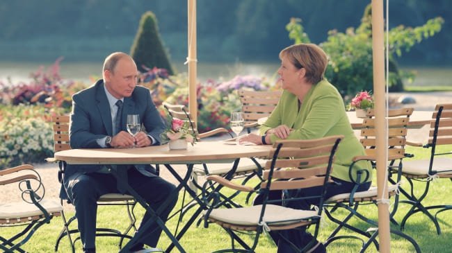 Обстоятельные переговоры: что обсуждали Путин и Меркель