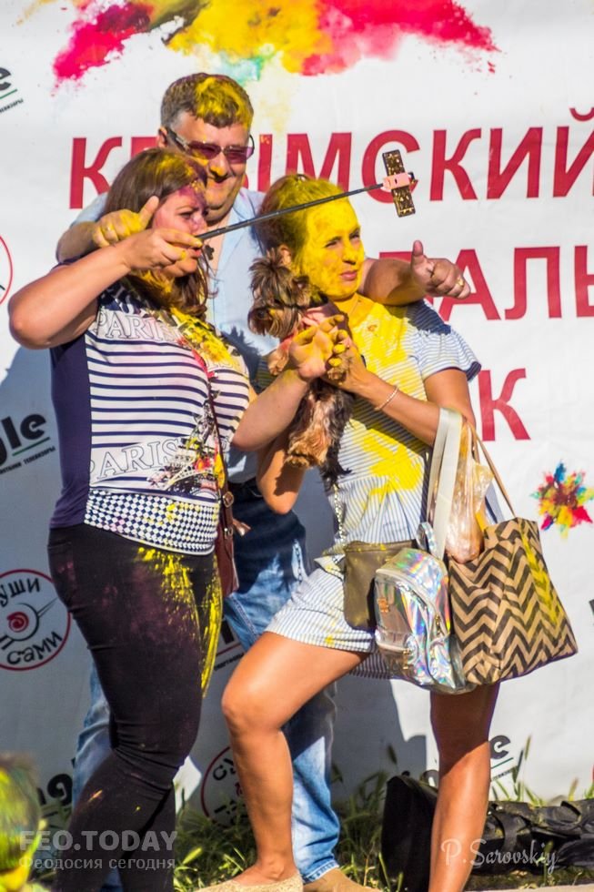 Фестиваль красок в Феодосии, май 2018 #11173
