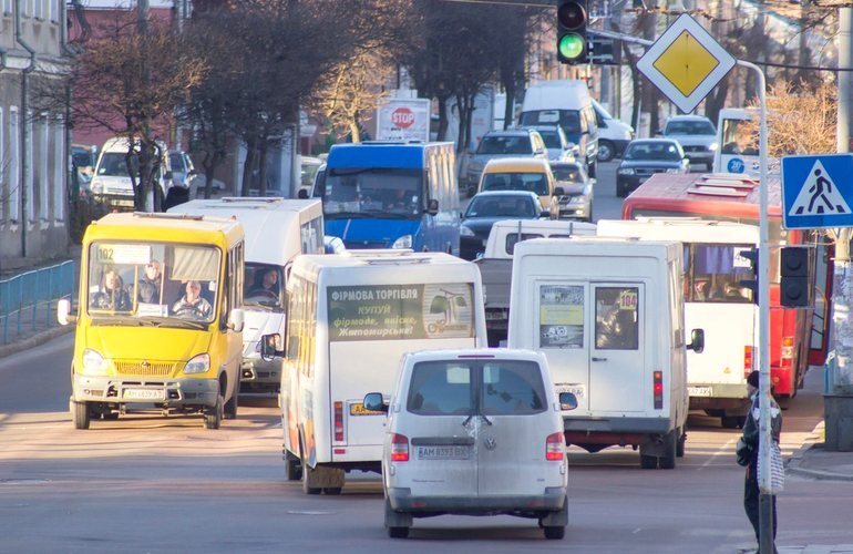 Власти Севастополя лишат работы недобросовестных перевозчиков