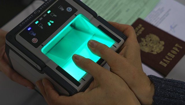 В России планируют шире использовать биометрию в сфере миграции