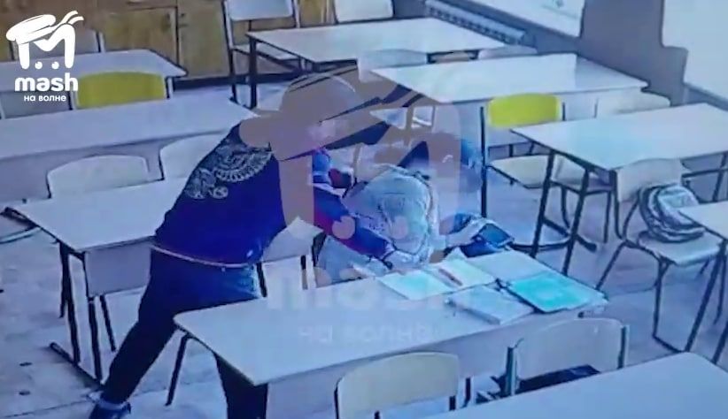 Ученик одной из школ Симферополя несколько раз ударил своего одноклассника ножом в шею