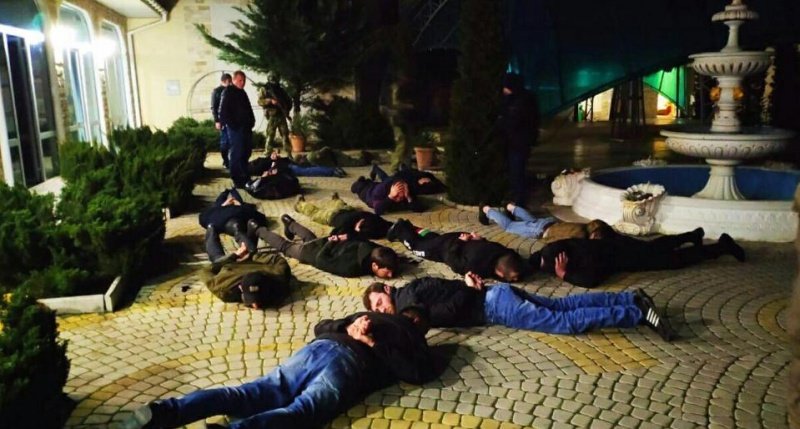 Заместителя постпреда Кадырова задержали после драки в Крыму