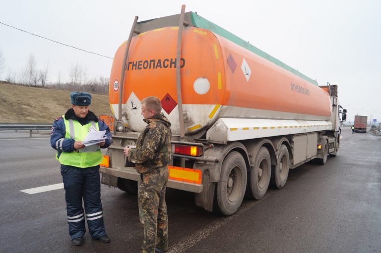 В Республике Крым сотрудники ГИБДД проведут оперативно-профилактическое мероприятие «Опасный груз»