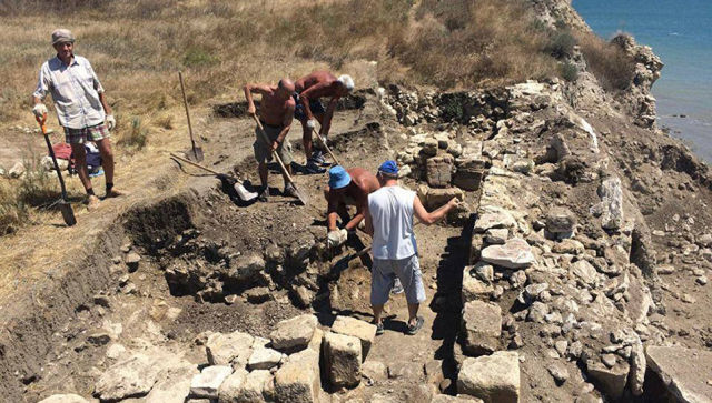 Какие экспедиции ждут крымских археологов в этом году