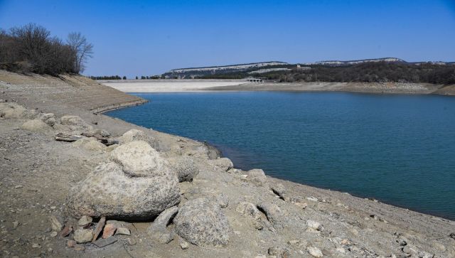 Подача воды из водохранилищ в Симферополь сократилась вдвое