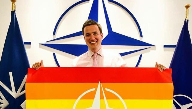 Сенатор назвал защиту ЛГБТ «самым перспективным направлением» для НАТО