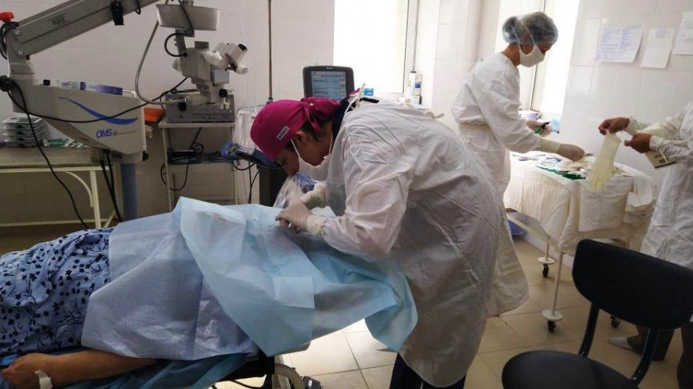 Минздрав РК: В Евпатории начали проводить высокотехнологичные операции по лечению возрастной катаракты