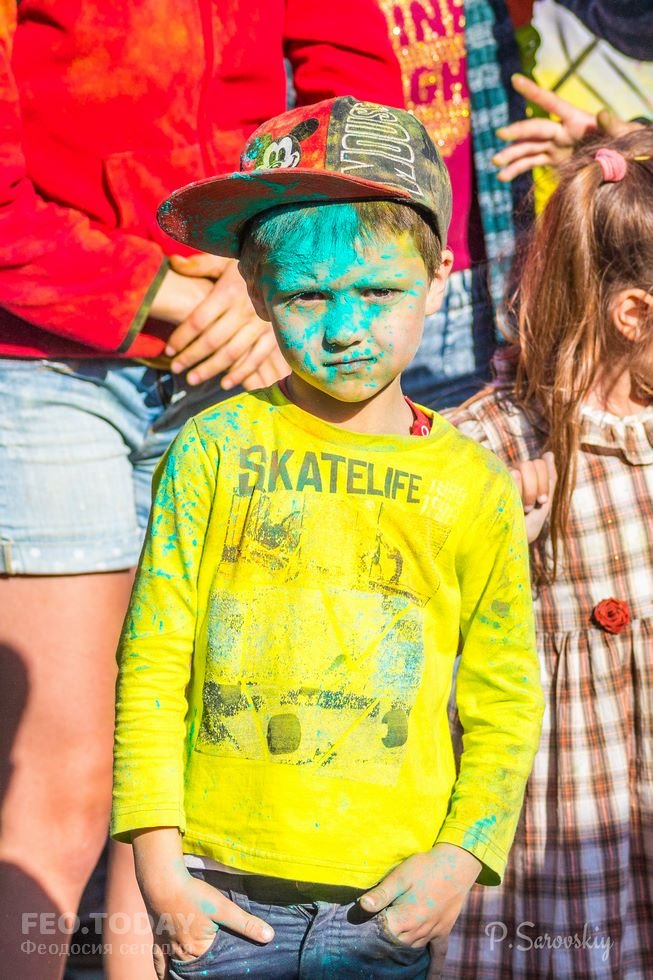 Фестиваль красок в Феодосии, май 2018 #11180
