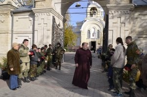 Фото крестного хода с иконой Казанской Божьей Матери в Феодосии #5576