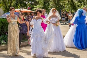 Фото фестиваля невест 2017 в Феодосии #4413