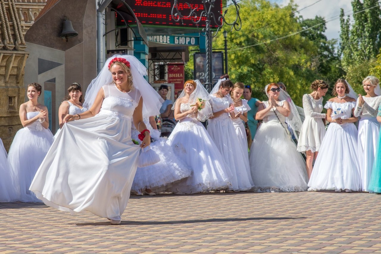 Фото фестиваля невест 2017 в Феодосии #4353