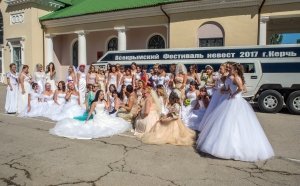 Фото фестиваля невест 2017 в Феодосии #4382