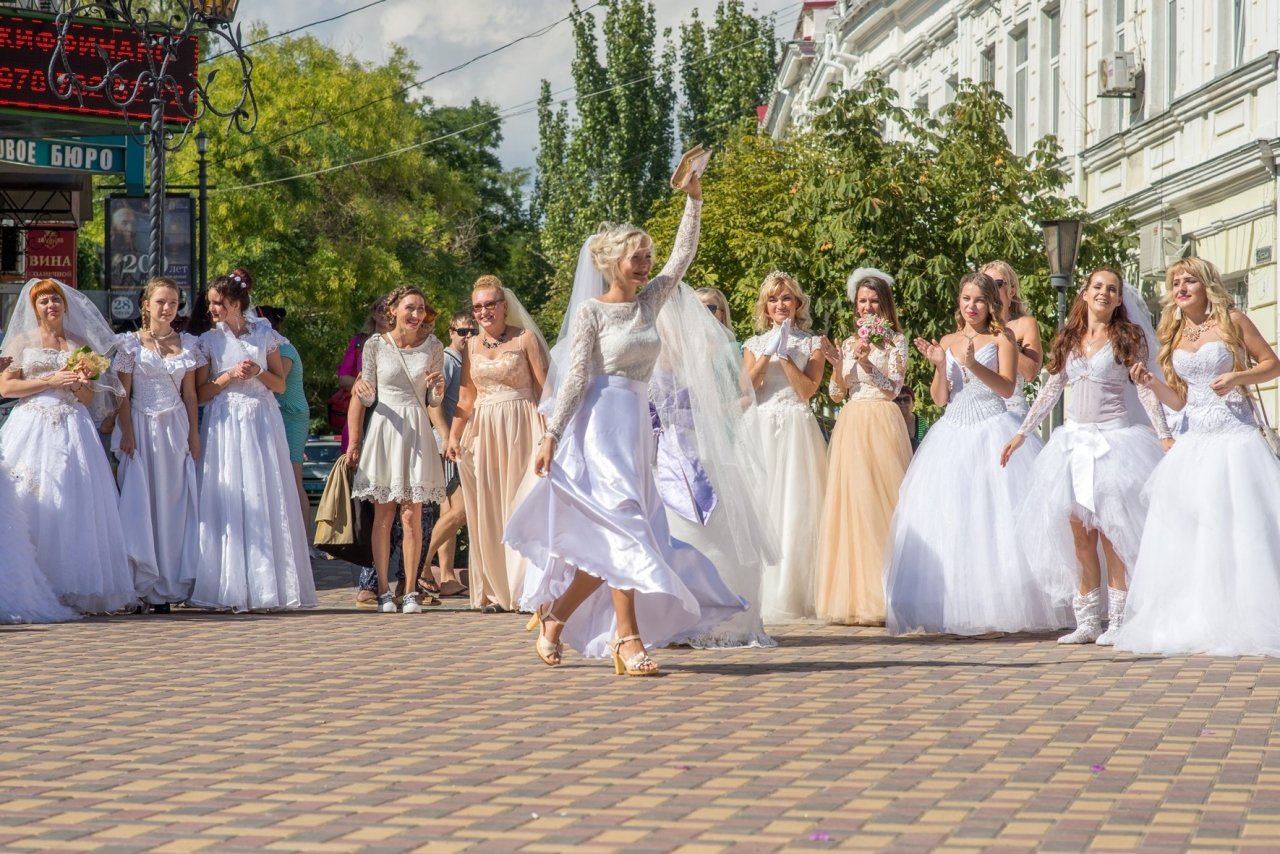 Фото фестиваля невест 2017 в Феодосии #4339