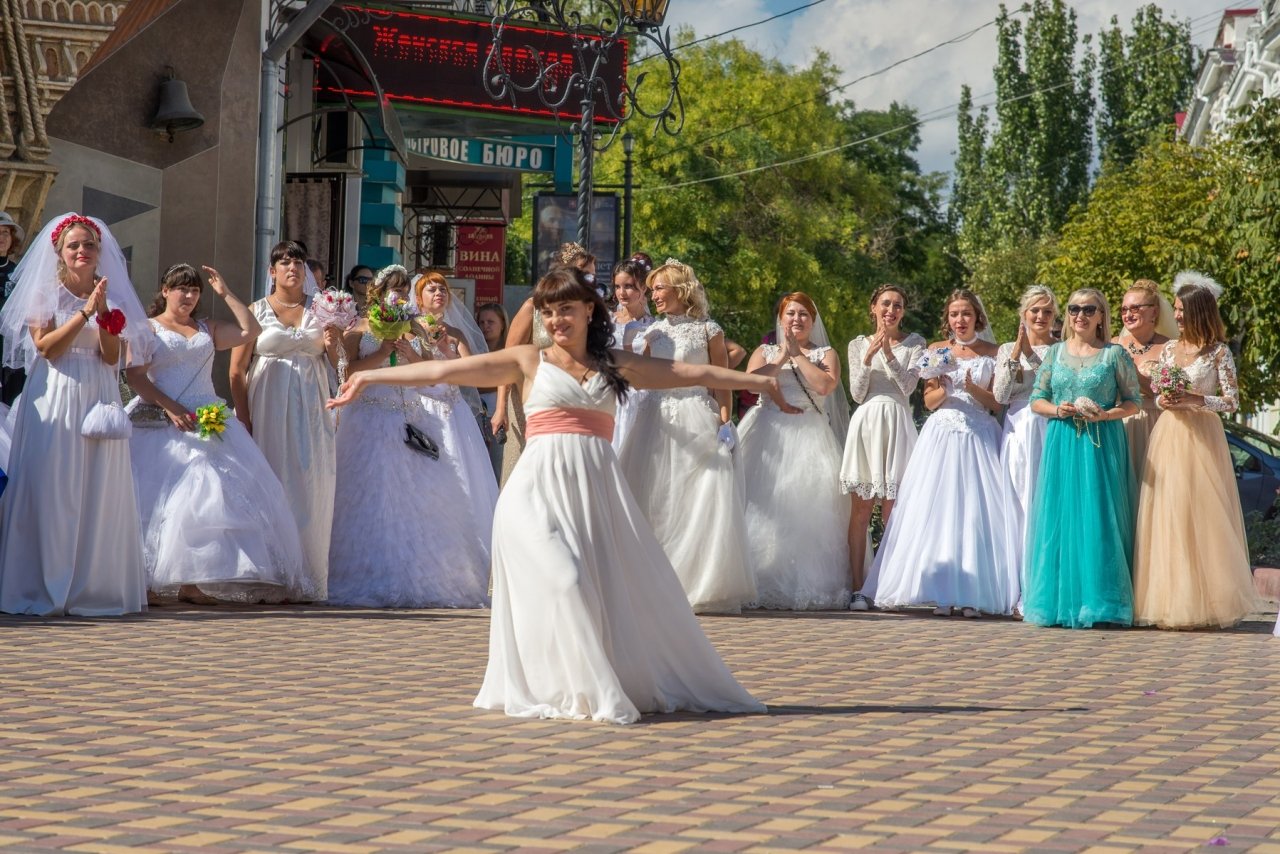 Фото фестиваля невест 2017 в Феодосии #4334