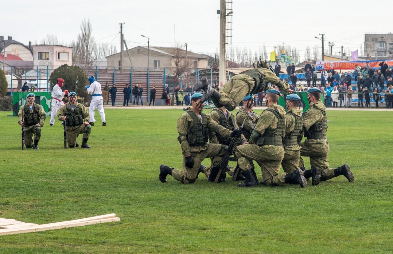 Фото открытия 171 отдельно-десантного штурмового батальона в Феодосии #6026