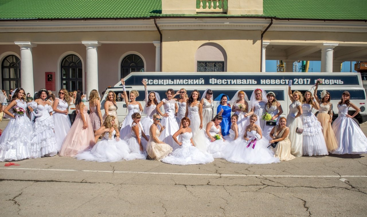 Фото фестиваля невест 2017 в Феодосии #4426