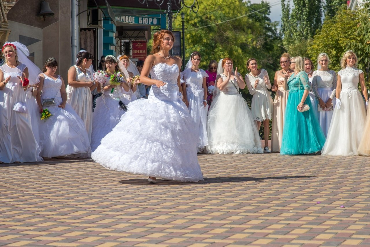 Фото фестиваля невест 2017 в Феодосии #4394