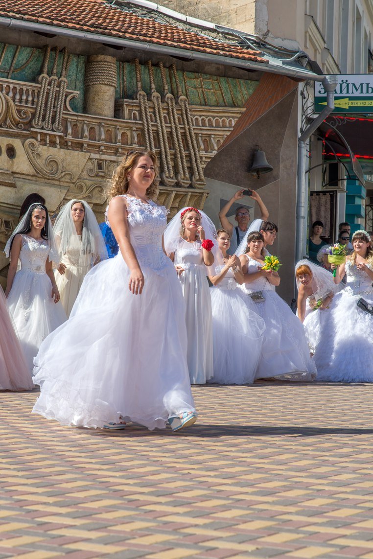 Фото фестиваля невест 2017 в Феодосии #4430