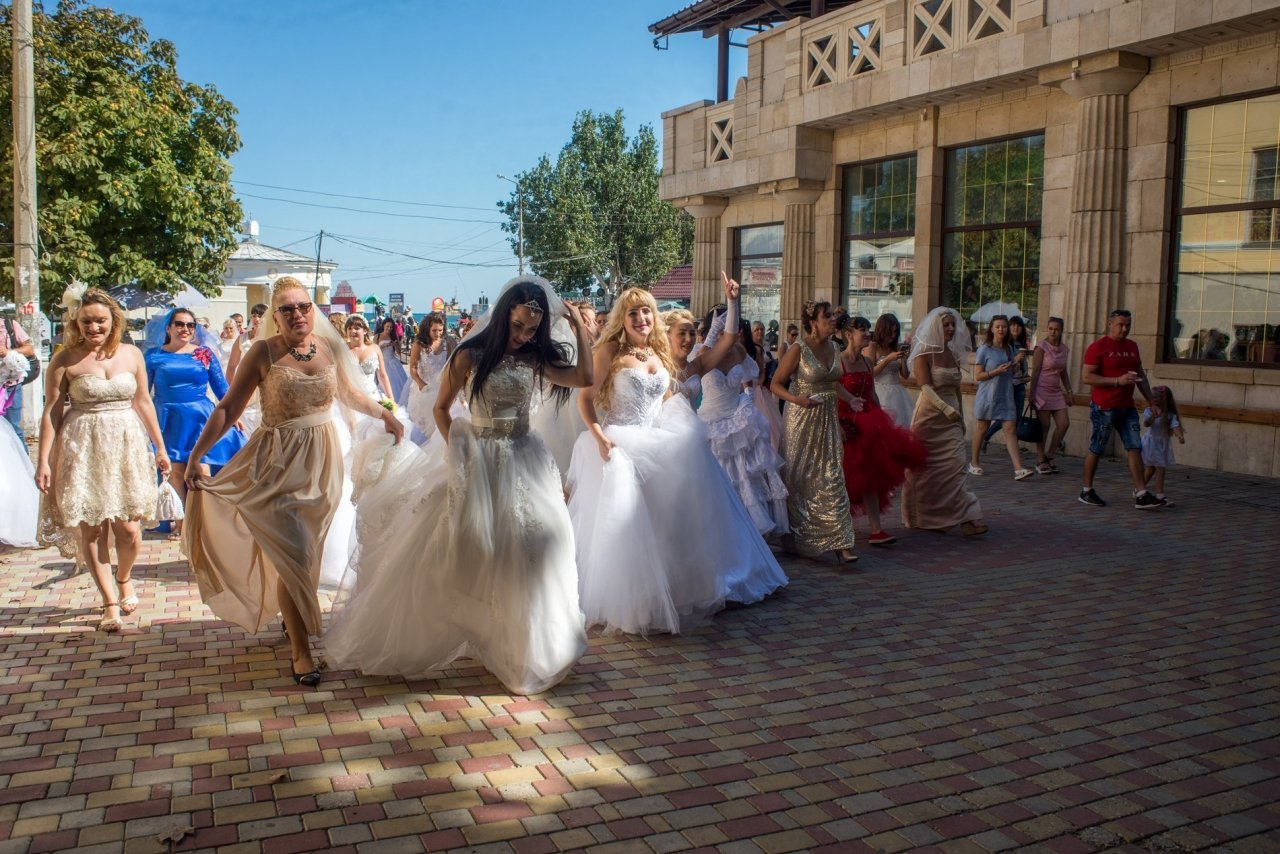 Фото фестиваля невест 2017 в Феодосии #4447