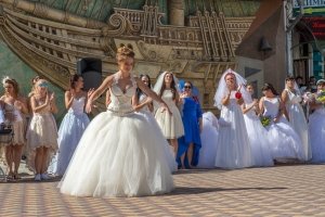 Фото фестиваля невест 2017 в Феодосии #4421