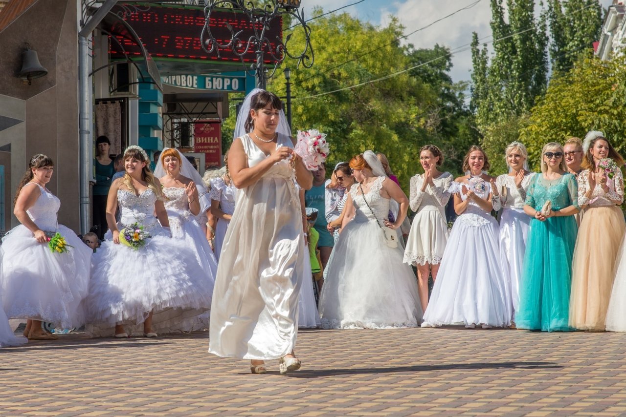 Фото фестиваля невест 2017 в Феодосии #4391
