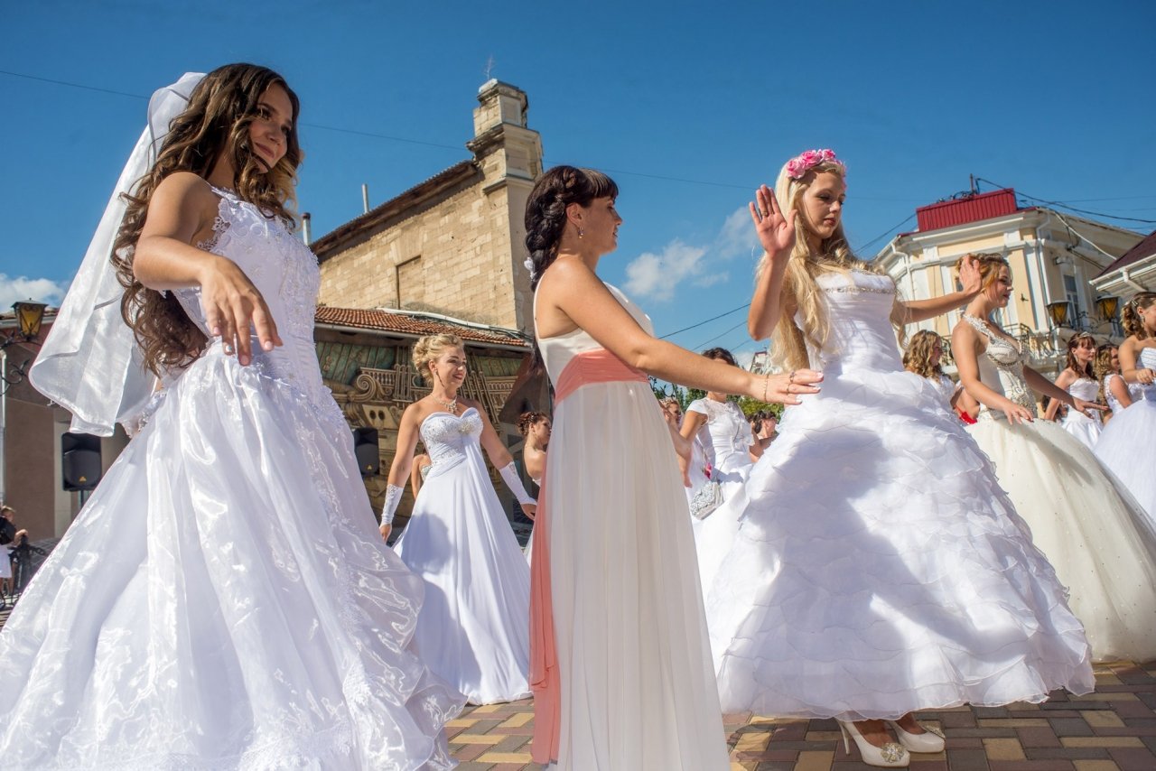 Фото фестиваля невест 2017 в Феодосии #4343