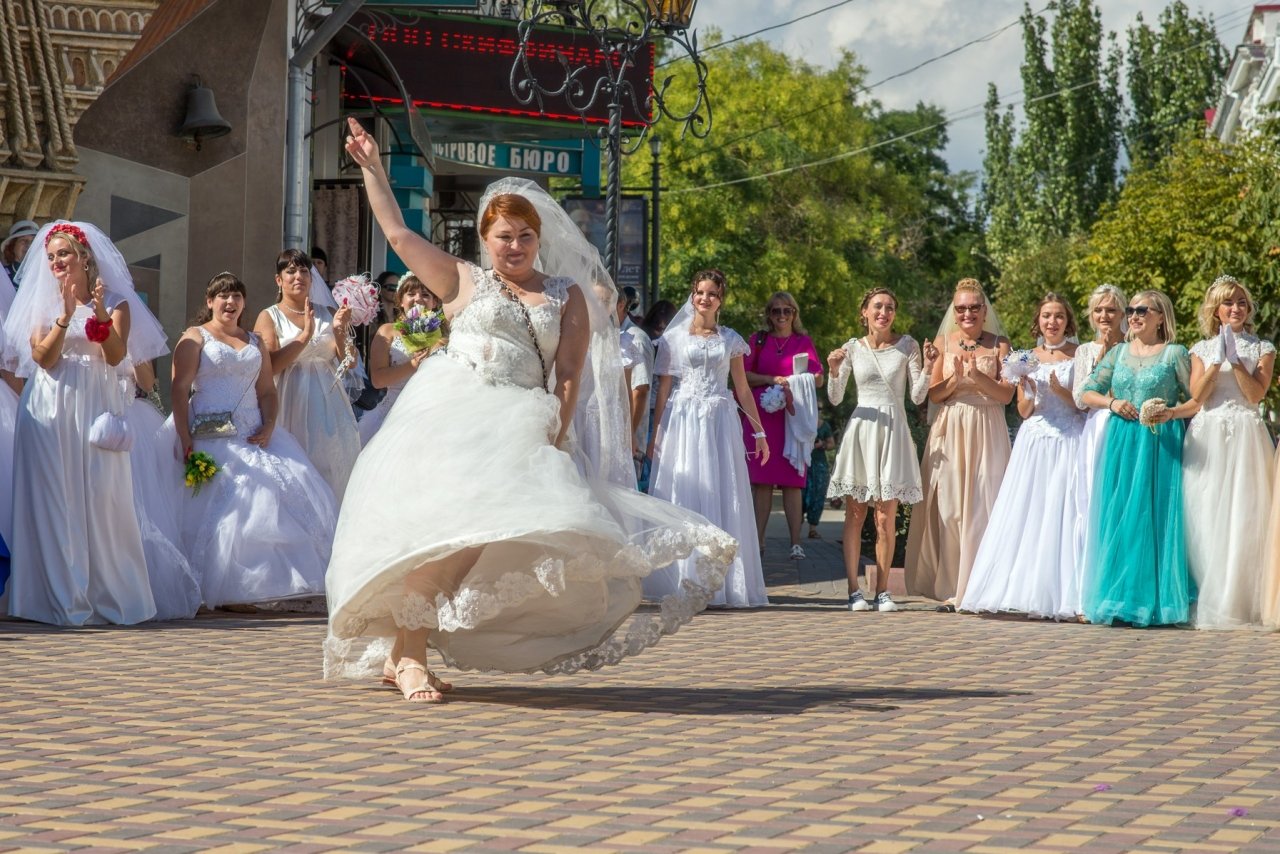 Фото фестиваля невест 2017 в Феодосии #4371