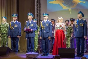 Фото концерта в честь открытия 171 отдельного десантного батальона в Феодосии #5957