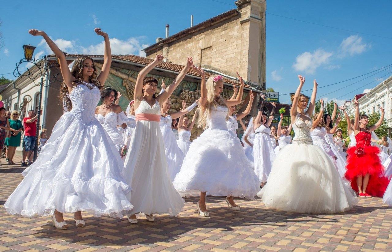 Фото фестиваля невест 2017 в Феодосии #4445