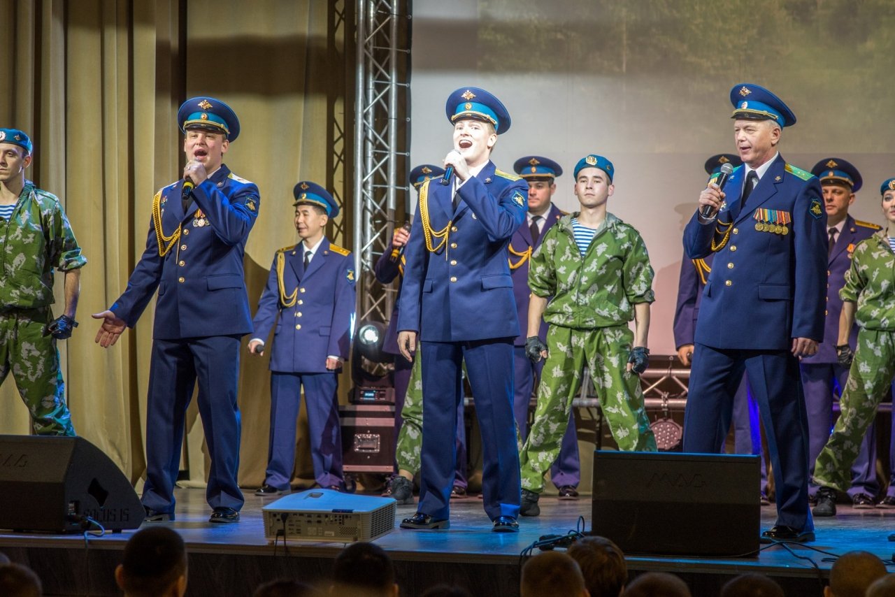 Фото концерта в честь открытия 171 отдельного десантного батальона в Феодосии #5974