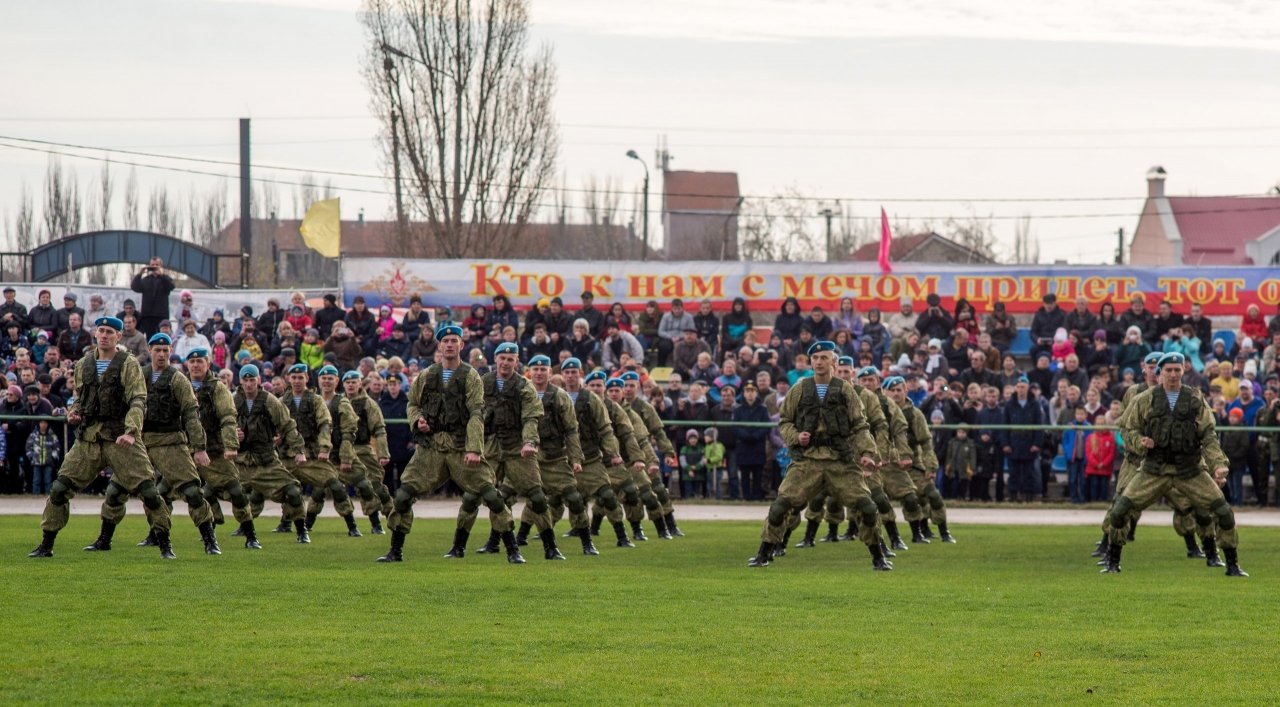 Фото открытия 171 отдельно-десантного штурмового батальона в Феодосии #6029